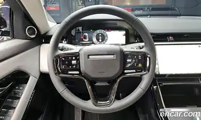 Land Rover Range-Rover Evoque 2025 2.0 Автомат в Москве № 231173, миниатюра 11