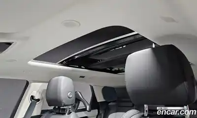 Land Rover Range-Rover Evoque 2025 2.0 Автомат в Москве № 231173, миниатюра 3