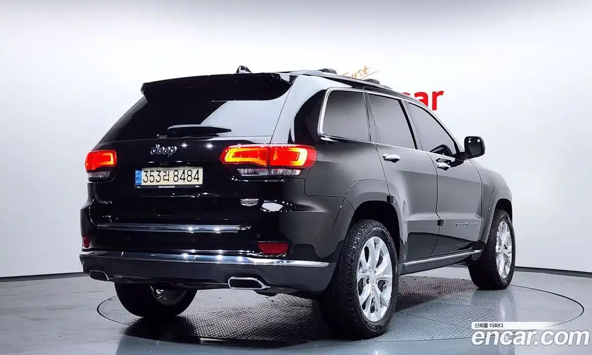 Jeep Cherokee 2021 3.6 Автомат в Москве № 232556, фото 13