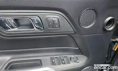 Ford Mustang 2016 5.0 Автомат в Москве № 233310, миниатюра 6