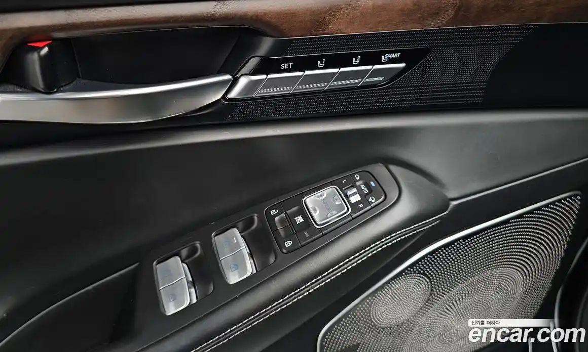 Genesis G90 2019 5.0 Автомат в Москве № 24208, фото 18