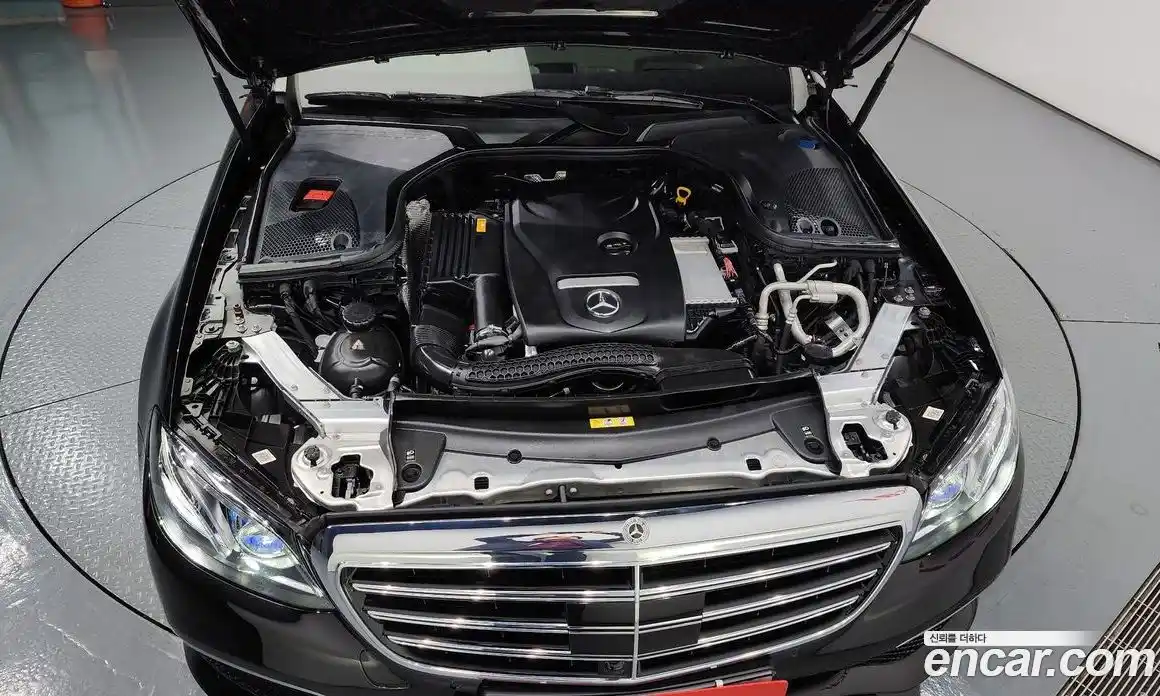 Mercedes-Benz E-Class 2020 2.0 Автомат в Москве № 242365, фото 18