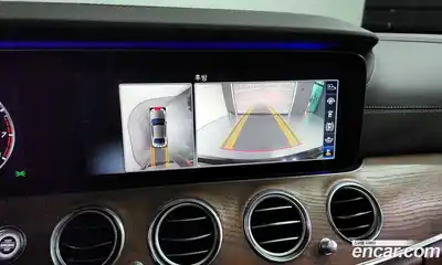 Mercedes-Benz E-Class 2020 2.0 Автомат в Москве № 242365, миниатюра 4