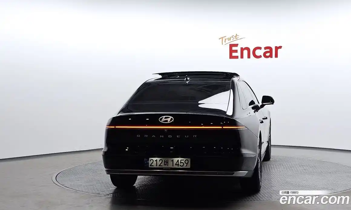 Hyundai Grandeur 2023 2.5 Автомат в Москве № 2486, фото 4