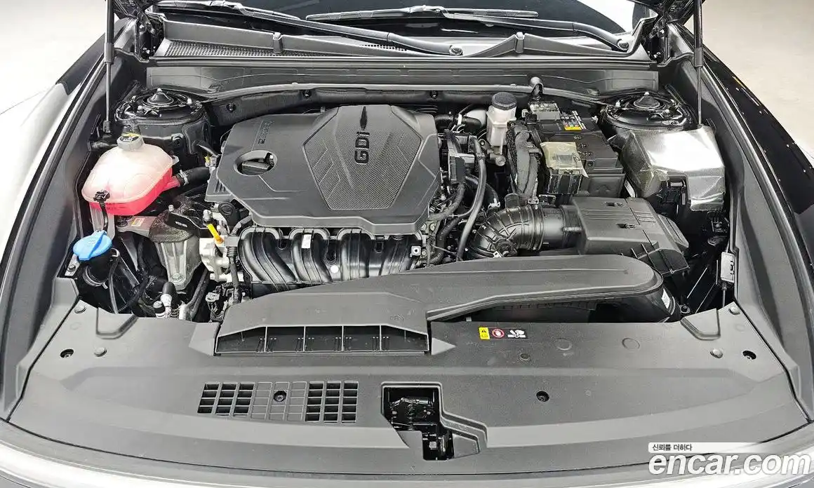 Hyundai Grandeur 2023 2.5 Автомат в Москве № 2486, фото 6