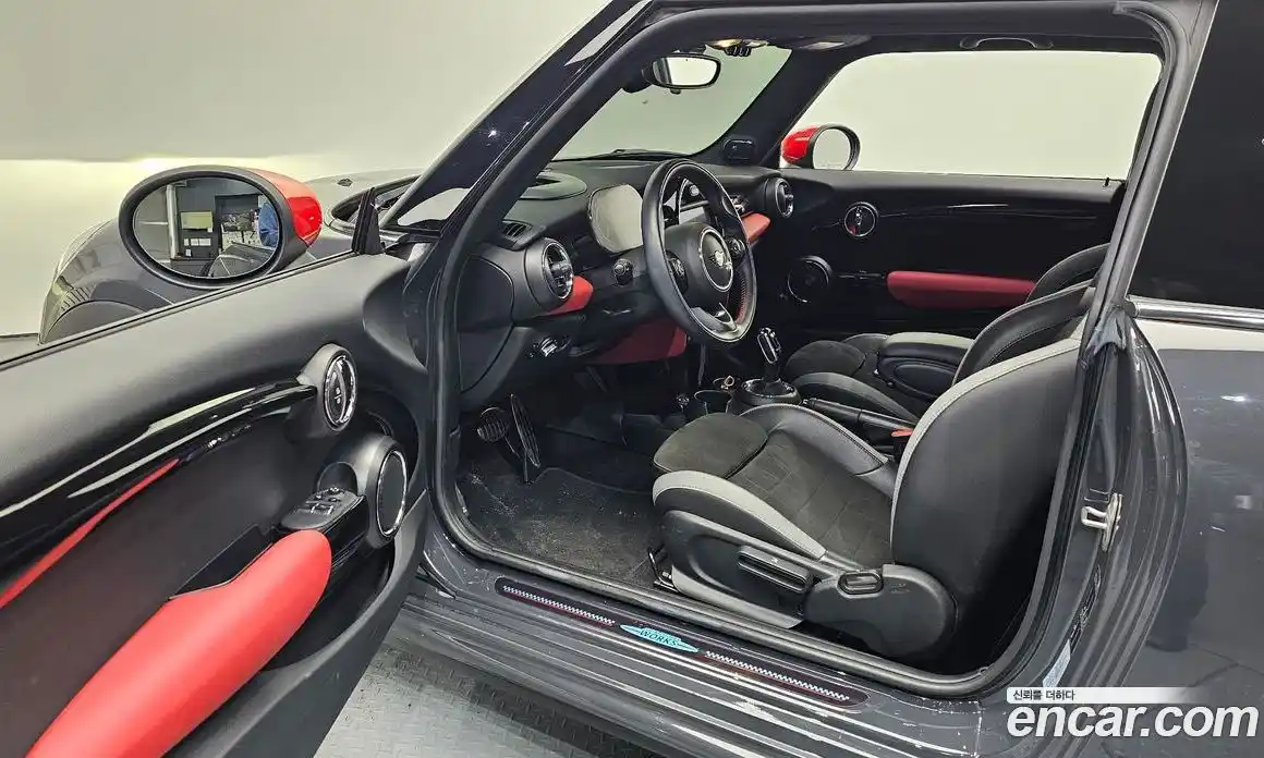 Mini Cooper 2021 2.0 Автомат в Москве № 253150, фото 8