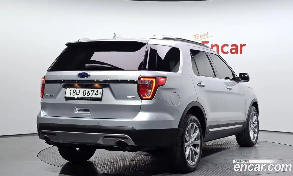 Ford Explorer 2016 2.3 Автомат в Москве № 255578, фото 18