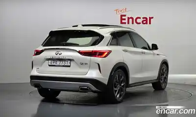 Infiniti QX50 2019 2.0 Автомат в Москве № 256163, миниатюра 2