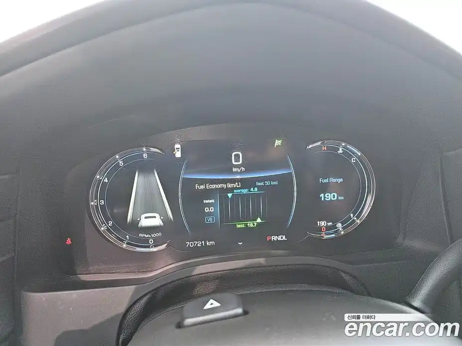 Cadillac Escalade 2018 6.2 Автомат в Москве № 256535, фото 12