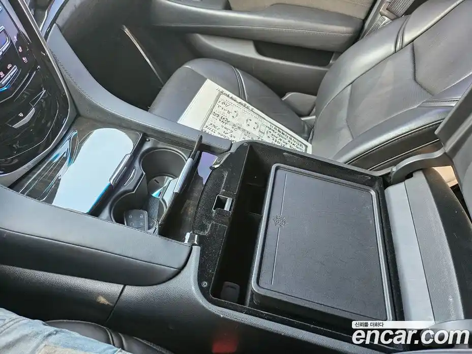 Cadillac Escalade 2018 6.2 Автомат в Москве № 256535, фото 14