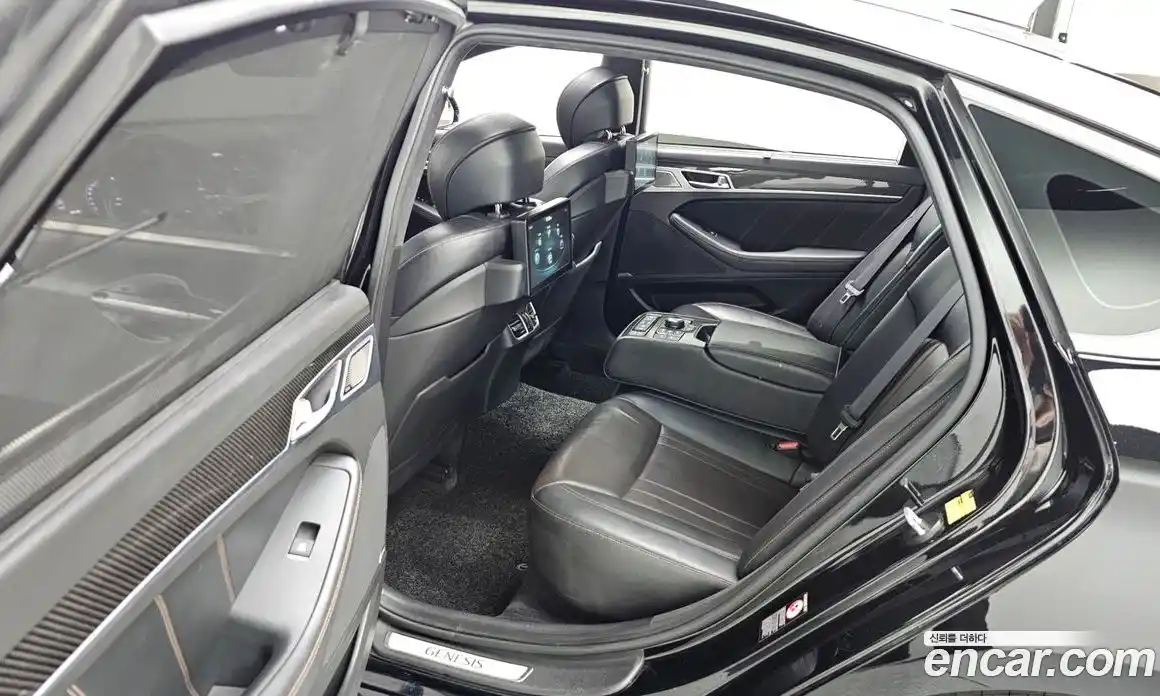 Genesis G80 2017 3.3 Автомат в Москве № 26739, фото 19