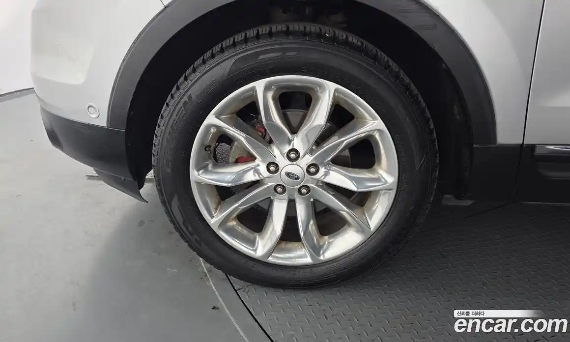 Ford Explorer 2012 3.5 Автомат в Москве № 273462, фото 16