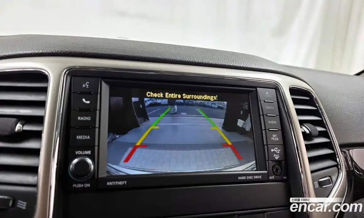 Jeep Cherokee 2012 3.0 Автомат в Москве № 278934, фото 15