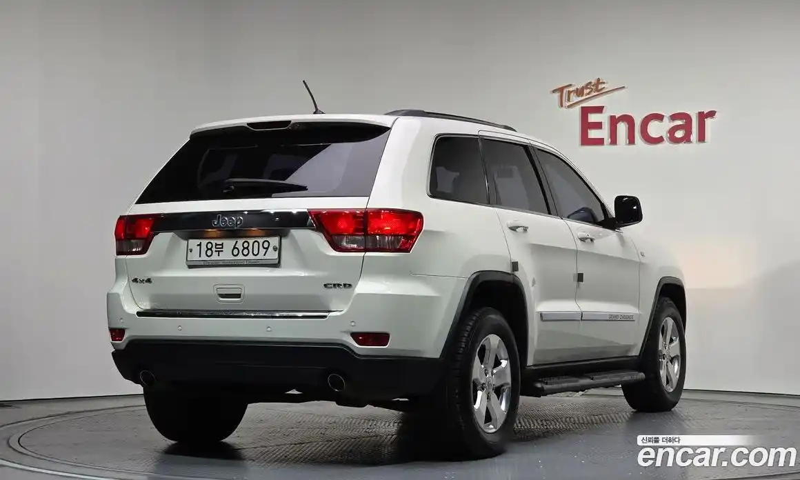Jeep Cherokee 2012 3.0 Автомат в Москве № 278934, фото 16