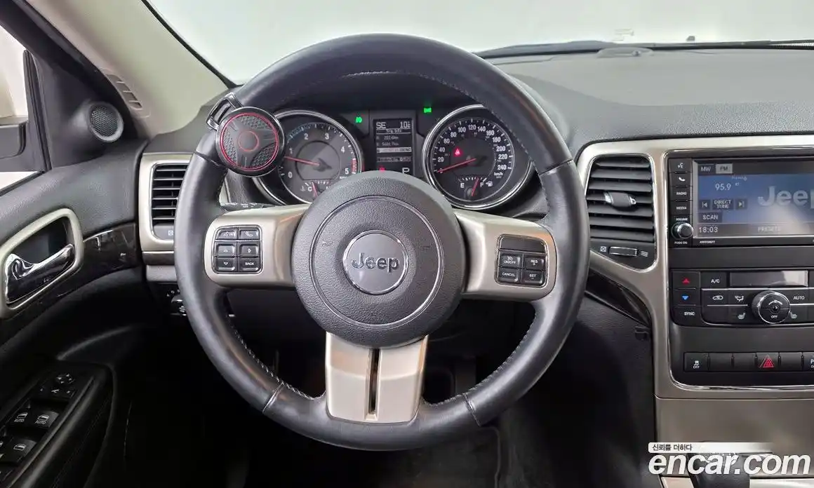 Jeep Cherokee 2012 3.0 Автомат в Москве № 278934, фото 17