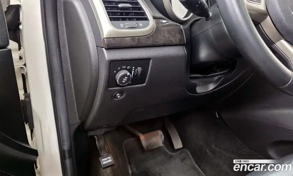 Jeep Cherokee 2012 3.0 Автомат в Москве № 278934, фото 4