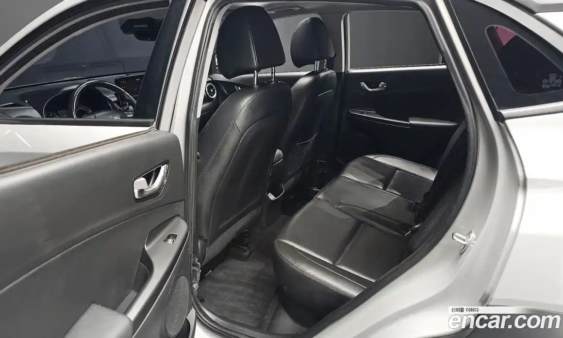 Hyundai Kona 2021 1.6 Автомат в Москве № 283163, фото 13