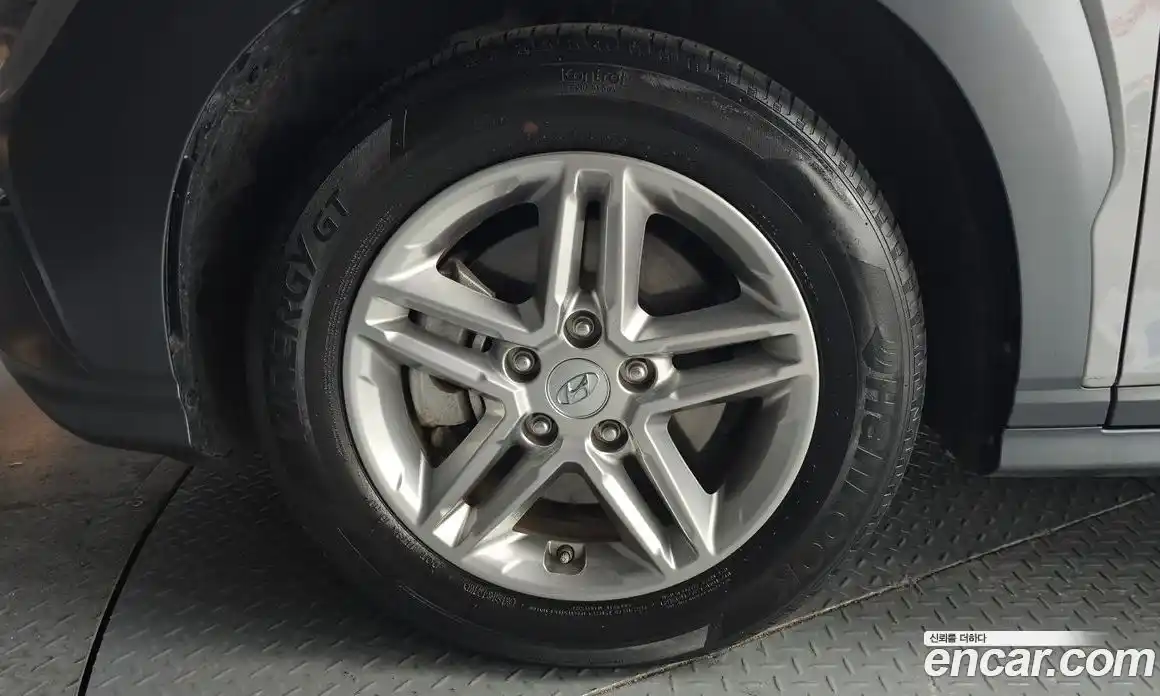 Hyundai Kona 2021 1.6 Автомат в Москве № 283163, фото 15