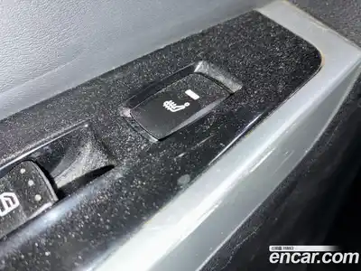 SsangYong Korando 2014 2.0 Автомат в Москве № 28443, миниатюра 3