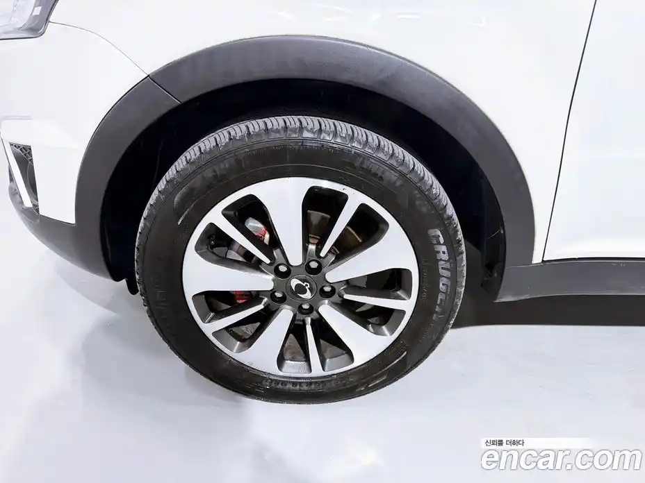 SsangYong Korando 2015 2.0 Автомат в Москве № 28660, фото 20