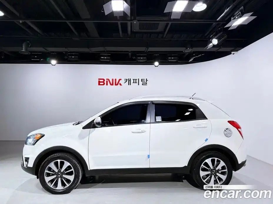 SsangYong Korando 2015 2.0 Автомат в Москве № 28660, фото 3