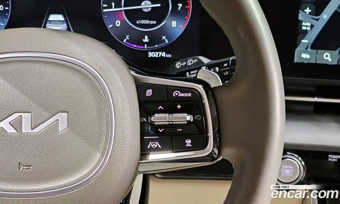 Kia Canival 2023 3.5 Автомат в Москве № 287010, фото 17