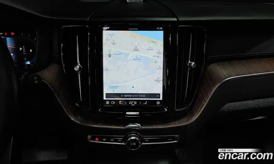 Volvo XC60 2023 2.0 Автомат в Москве № 292441, фото 15