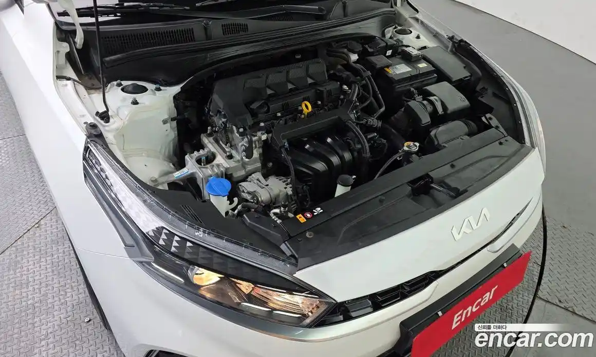 Kia K3 2022 1.6 Автомат в Москве № 306368, фото 17