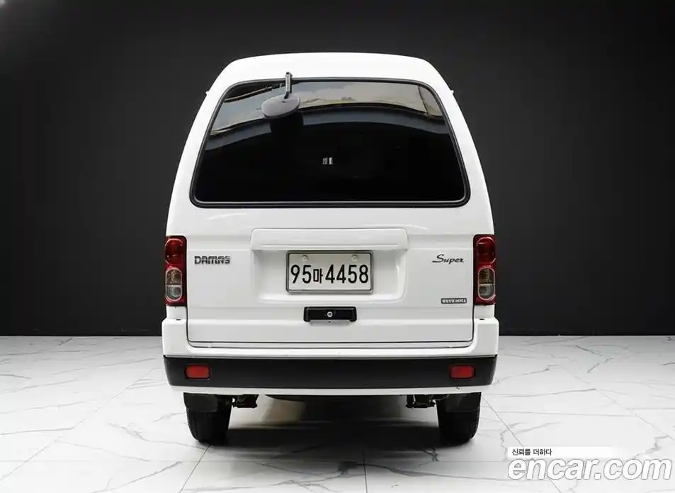 Chevrolet Damas 2017 0.8 Механическая в Москве № 314405, фото 3