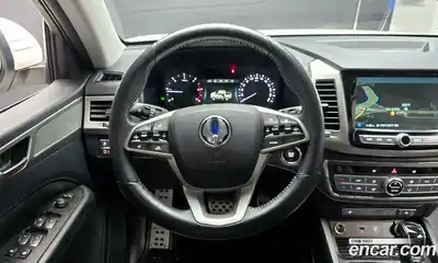 SsangYong Rexton 2018 2.2 Автомат в Москве № 31691, миниатюра 2