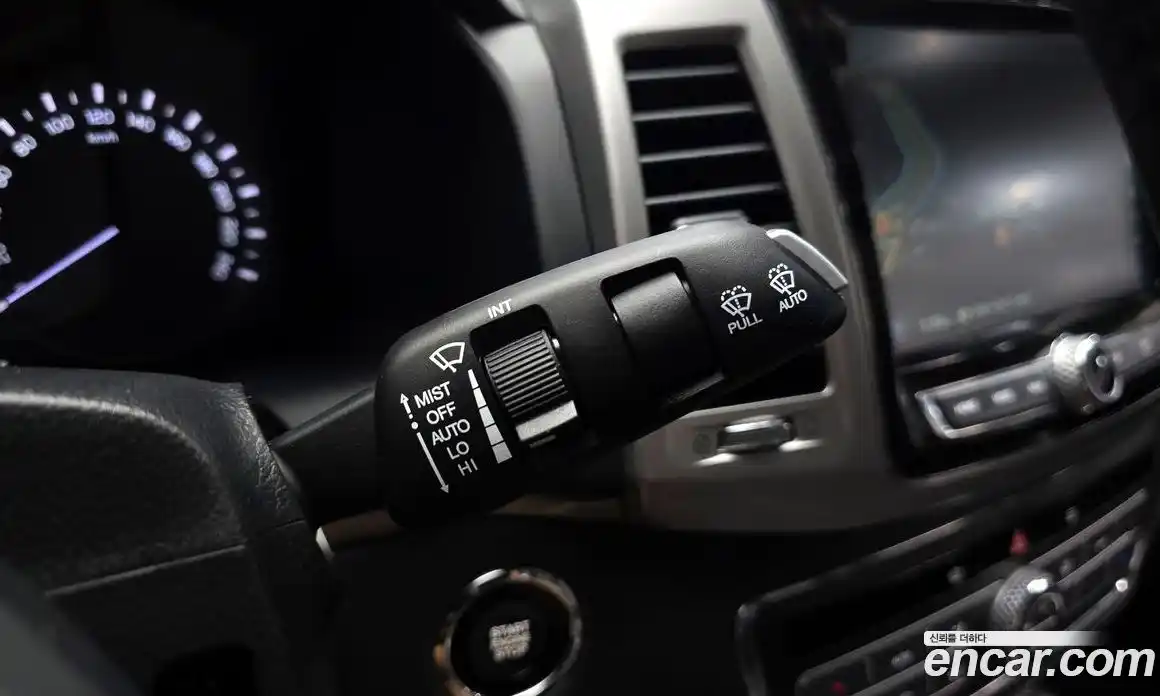 SsangYong Rexton 2018 2.2 Автомат в Москве № 31691, фото 6