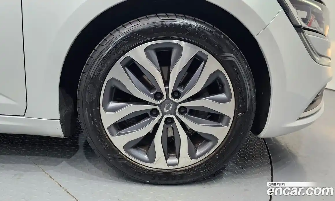 Renault SM6 2017 2.0 Автомат в Москве № 316939, фото 19