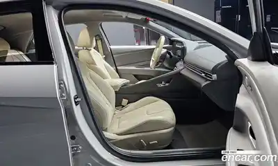 Hyundai Avante 2025 1.6 Автомат в Москве № 318322, миниатюра 3