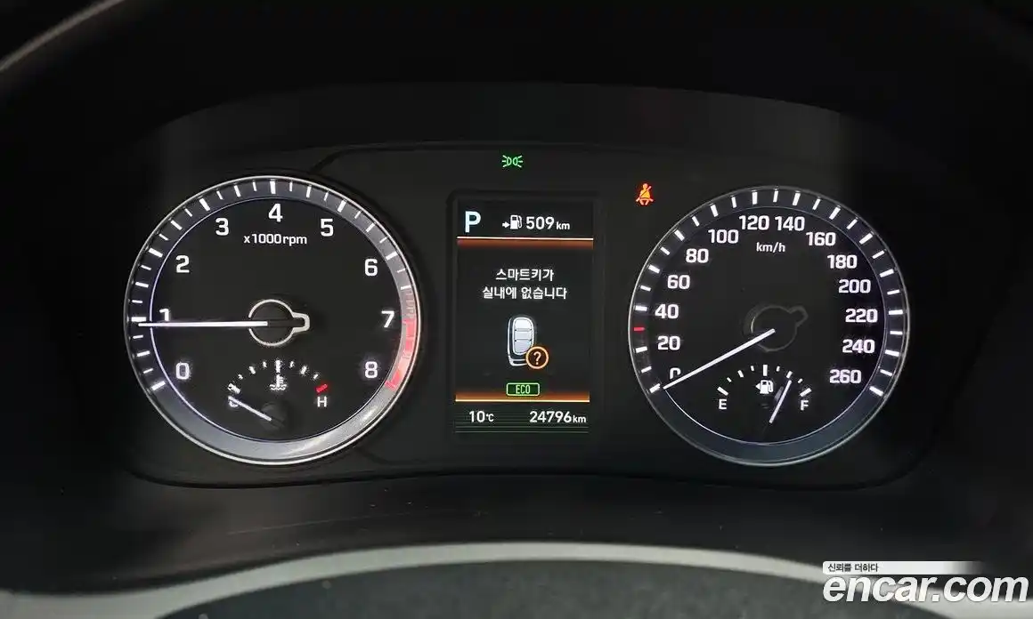 Hyundai Sonata 2018 2.0 Автомат в Москве № 319213, фото 12