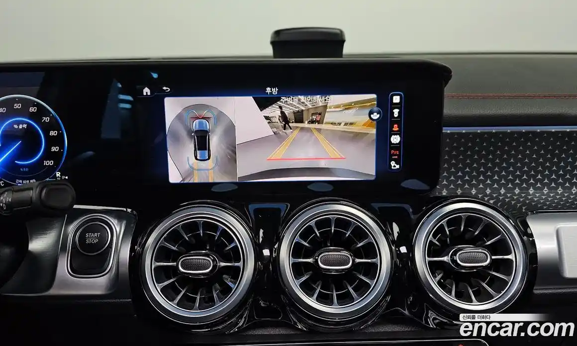 Mercedes-Benz EQB 2025 0.2 Автомат в Москве № 321758, фото 16