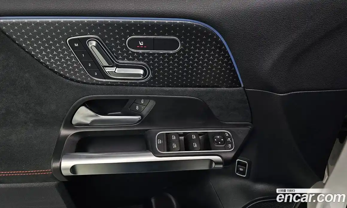 Mercedes-Benz EQB 2025 0.2 Автомат в Москве № 321758, фото 18