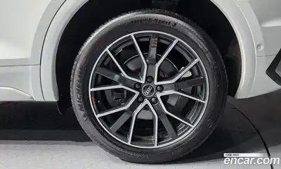 Audi Q5 2023 2.0 Автомат в Москве № 343451, миниатюра 4