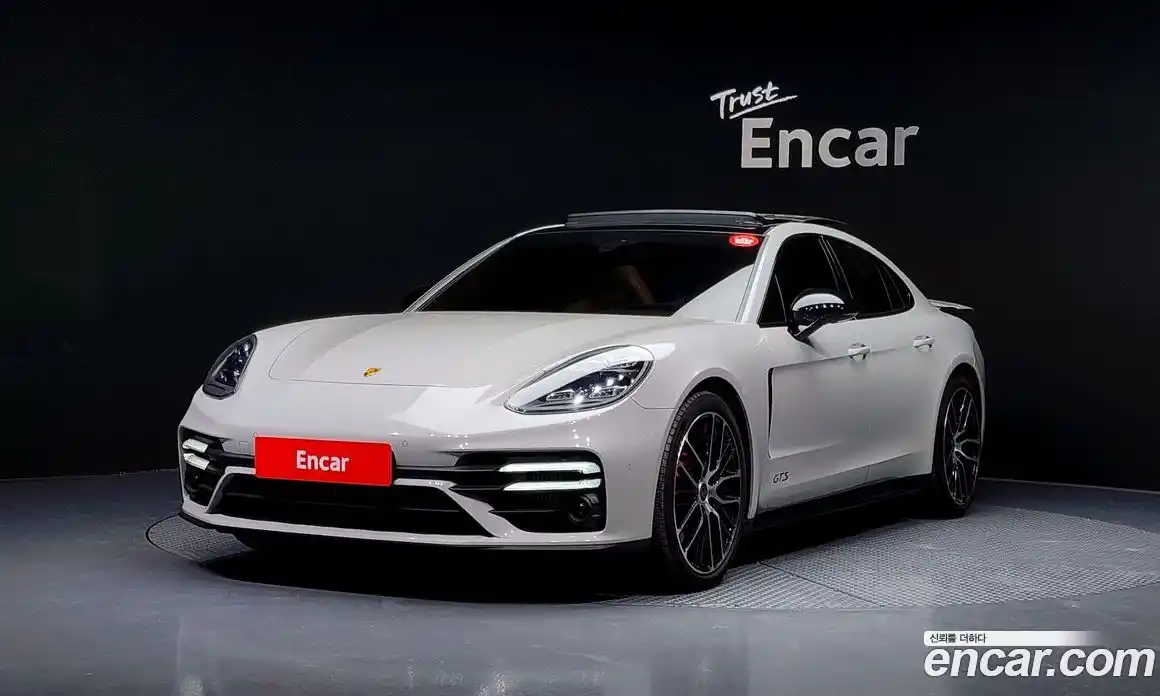 Porsche Panamera 2023 4.0 Автомат в Москве № 344438, фото 5