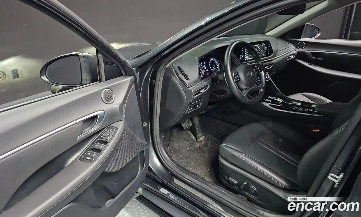 Hyundai Sonata 2021 2.0 Автомат в Москве № 3547, фото 12