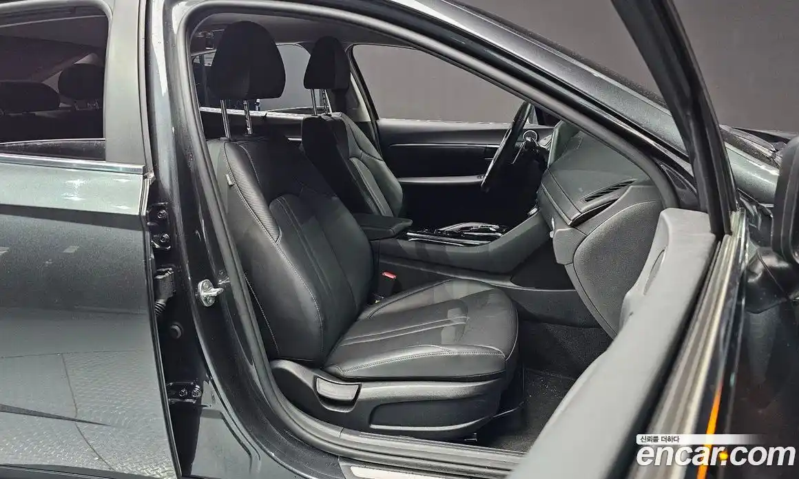 Hyundai Sonata 2021 2.0 Автомат в Москве № 3547, фото 19