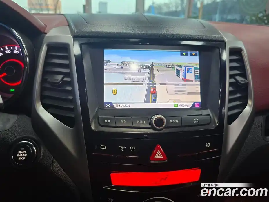 SsangYong TIBOLI 2015 1.6 Автомат в Москве № 35838, фото 14