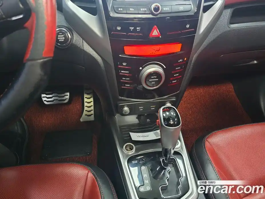 SsangYong TIBOLI 2015 1.6 Автомат в Москве № 35838, фото 16