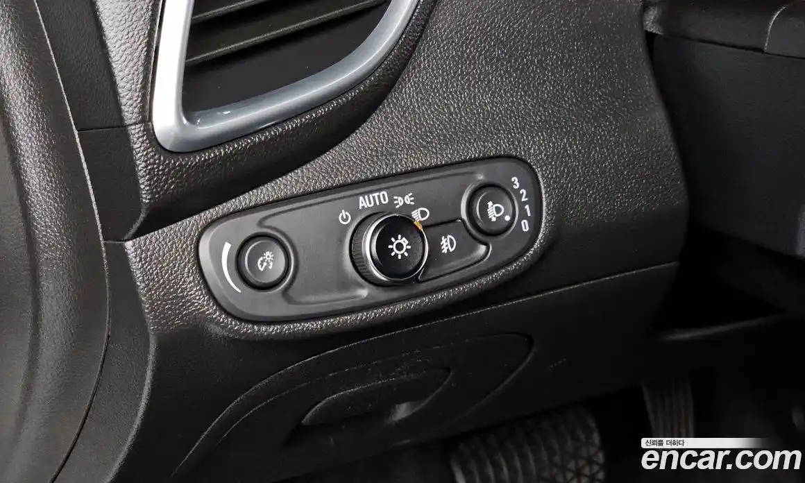 Chevrolet Trax 2019 1.4 Автомат в Москве № 36850, фото 17