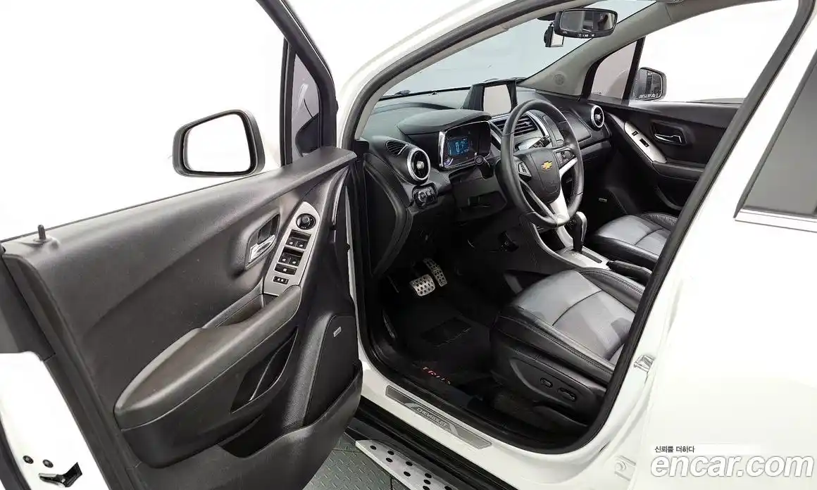 Chevrolet Trax 2015 1.4 Автомат в Москве № 37291, фото 10