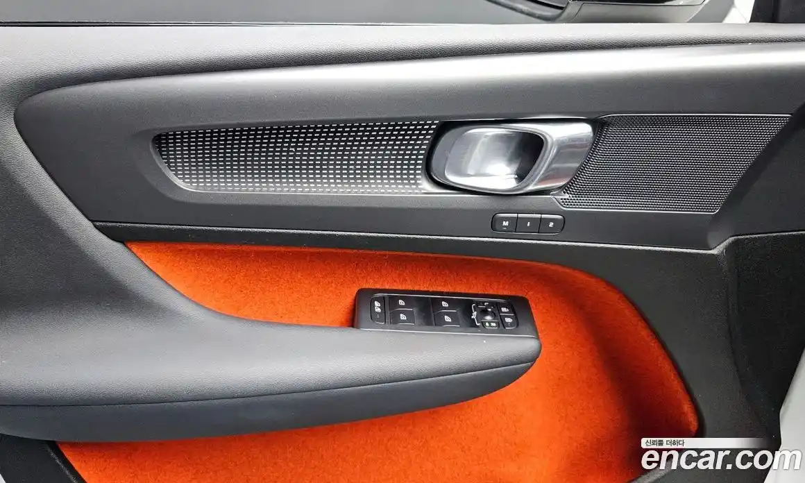 Volvo XC40 2020 2.0 Автомат в Москве № 373925, фото 17