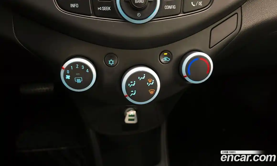 Chevrolet Spark 2014 1.0 Автомат в Москве № 37430, фото 14