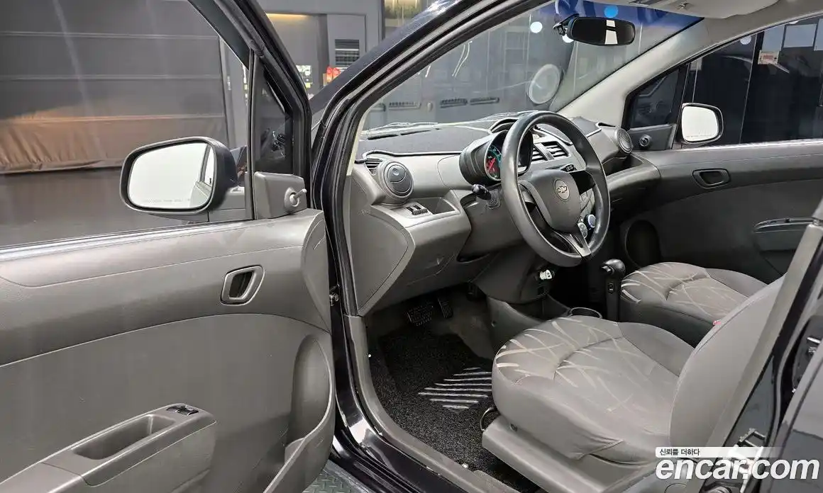 Chevrolet Spark 2014 1.0 Автомат в Москве № 37430, фото 17