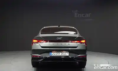 Hyundai Avante 2023 1.6 Автомат в Москве № 381582, миниатюра 4