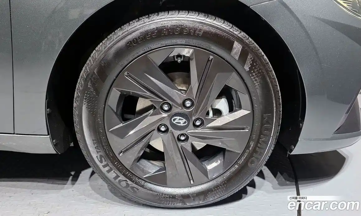 Hyundai Avante 2023 1.6 Автомат в Москве № 381582, фото 5