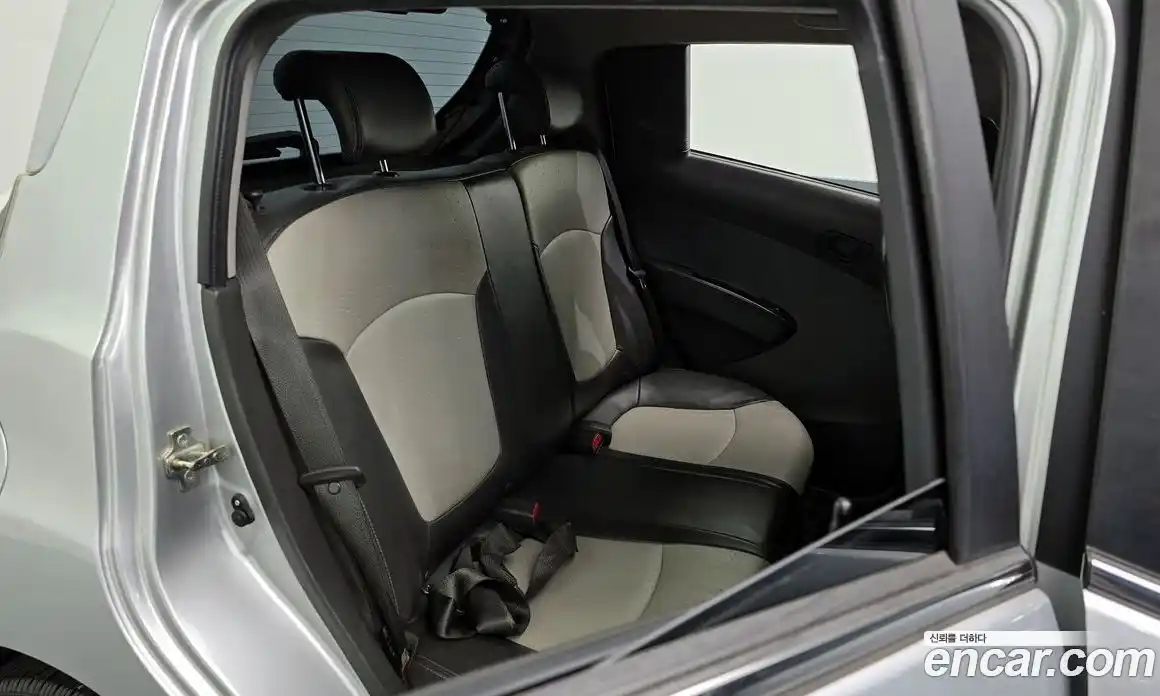 Chevrolet Spark 2012 1.0 Автомат в Москве № 38257, фото 18